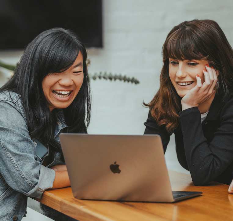 Two-people-working